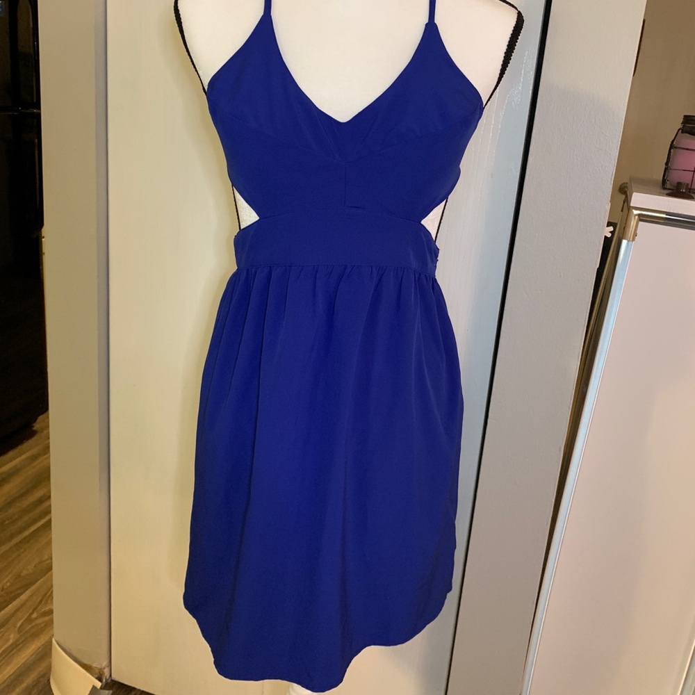 Silky blue backless dress